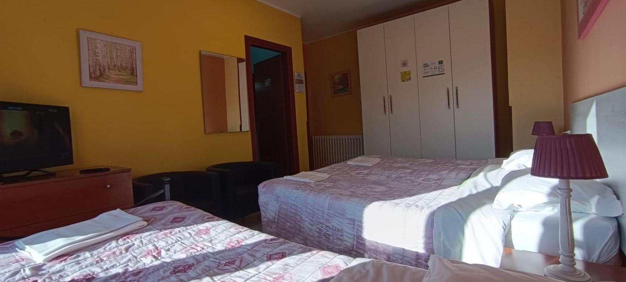 Complesso Turistico Aurora - Camere B&B Poggio Picenze 外观 照片