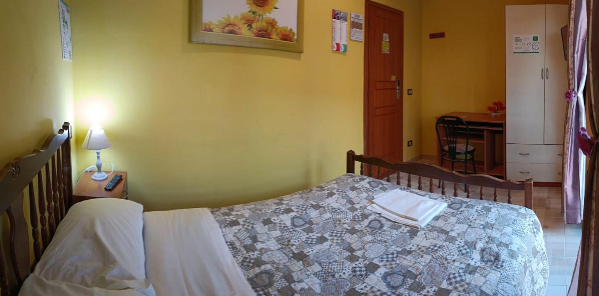 Complesso Turistico Aurora - Camere B&B Poggio Picenze 外观 照片