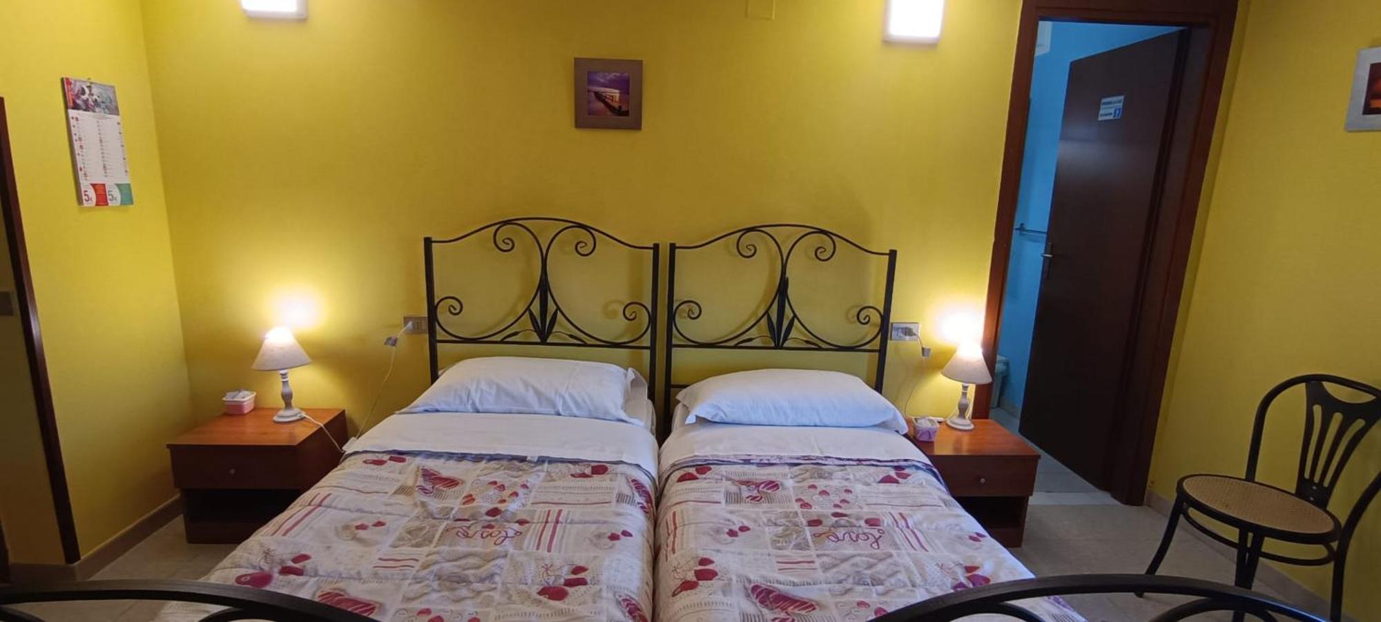 Complesso Turistico Aurora - Camere B&B Poggio Picenze 外观 照片