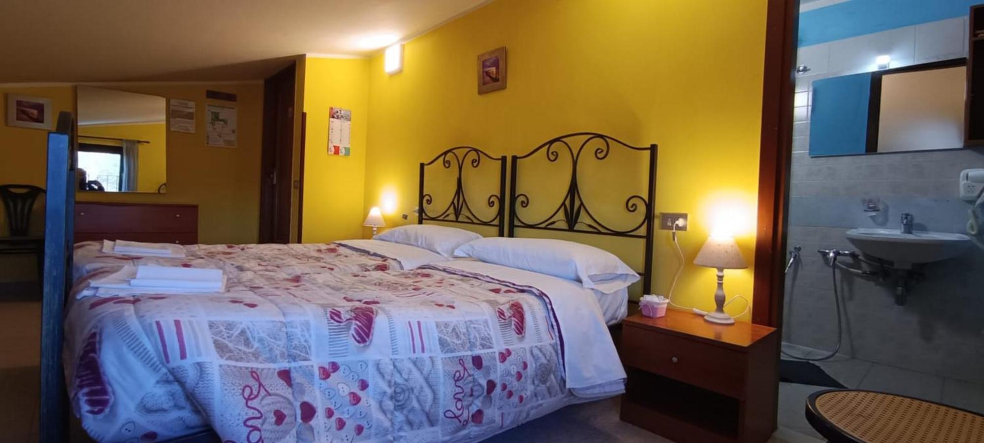 Complesso Turistico Aurora - Camere B&B Poggio Picenze 外观 照片