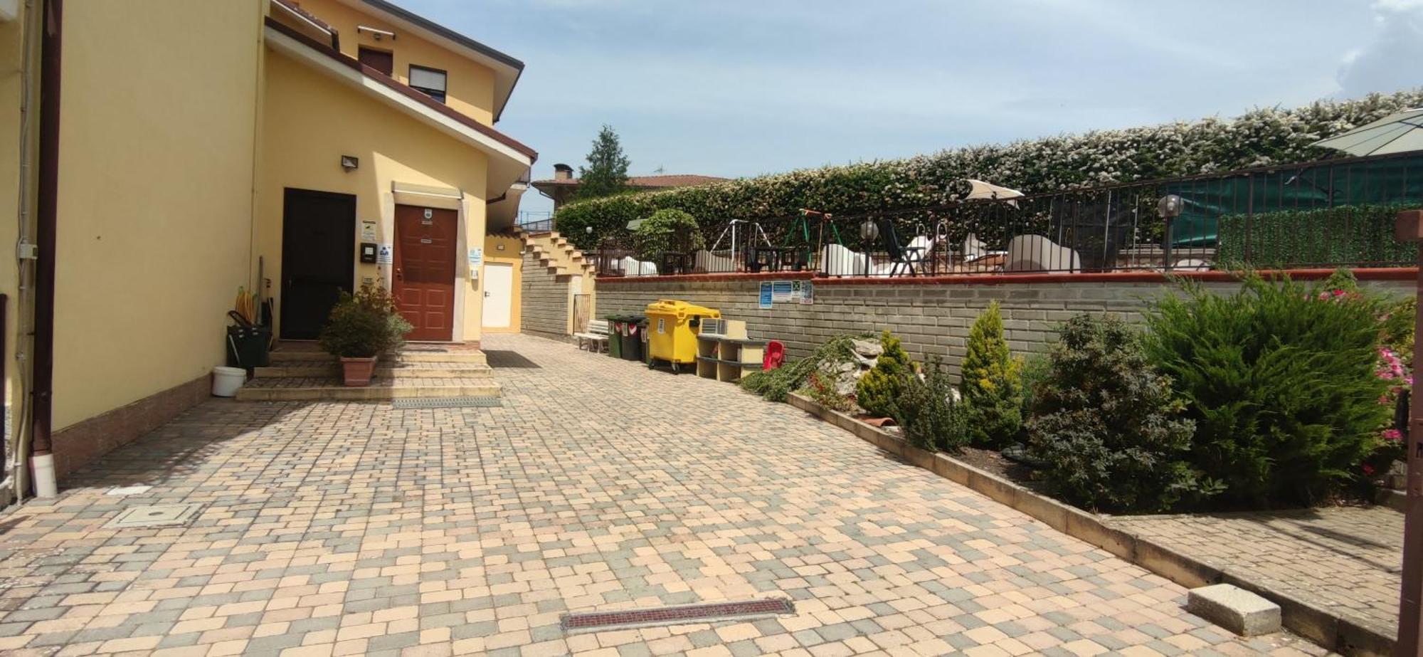 Complesso Turistico Aurora - Camere B&B Poggio Picenze 外观 照片